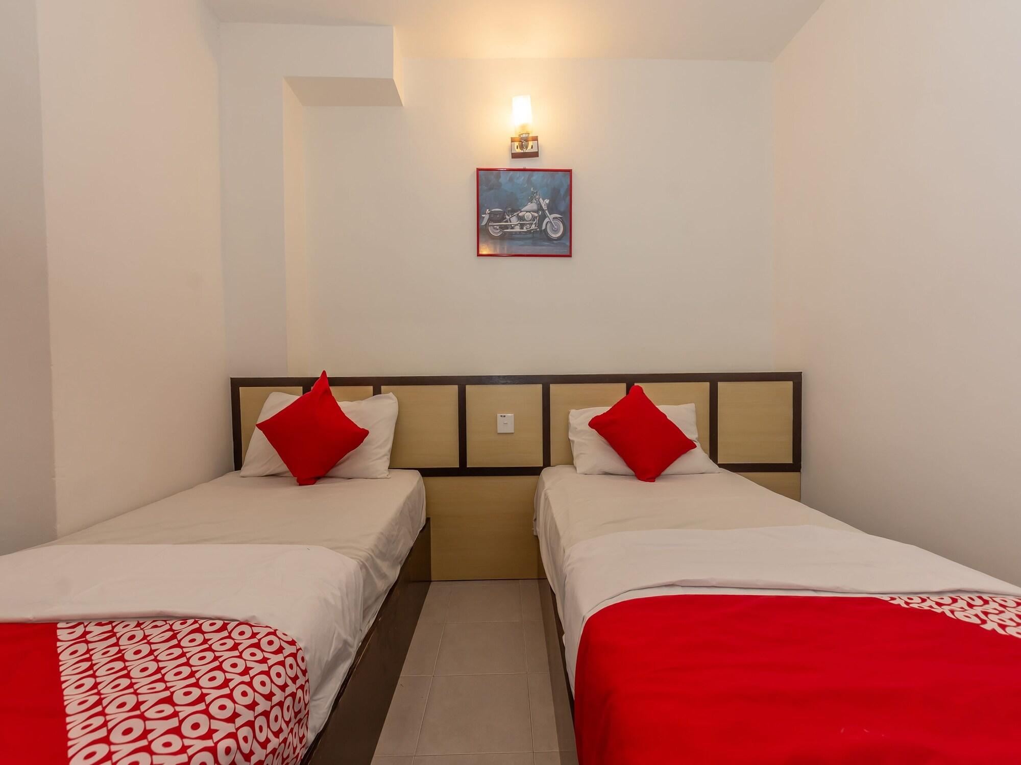 Oyo 1192 Hash House Hotel Malacca Extérieur photo