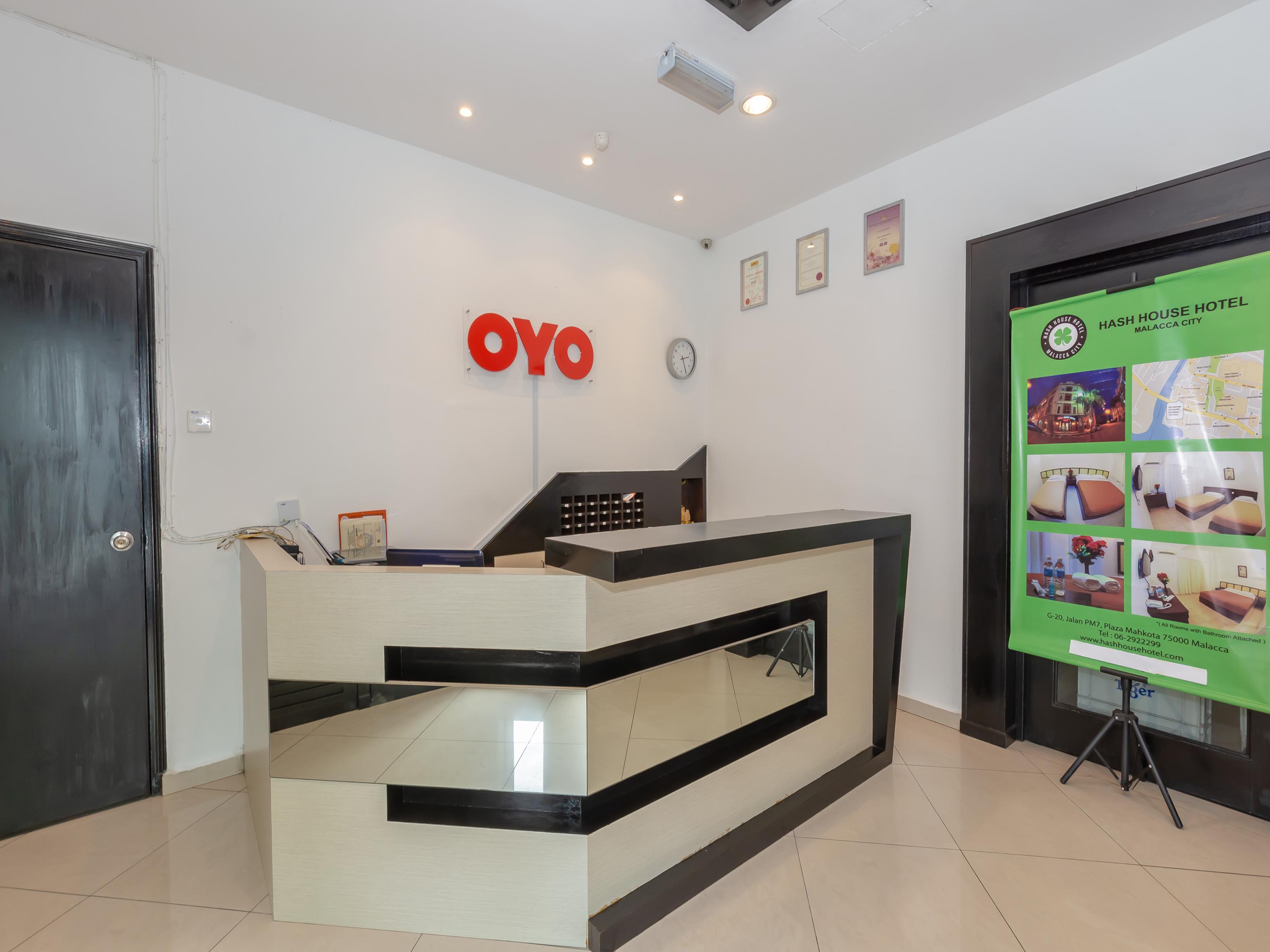 Oyo 1192 Hash House Hotel Malacca Extérieur photo