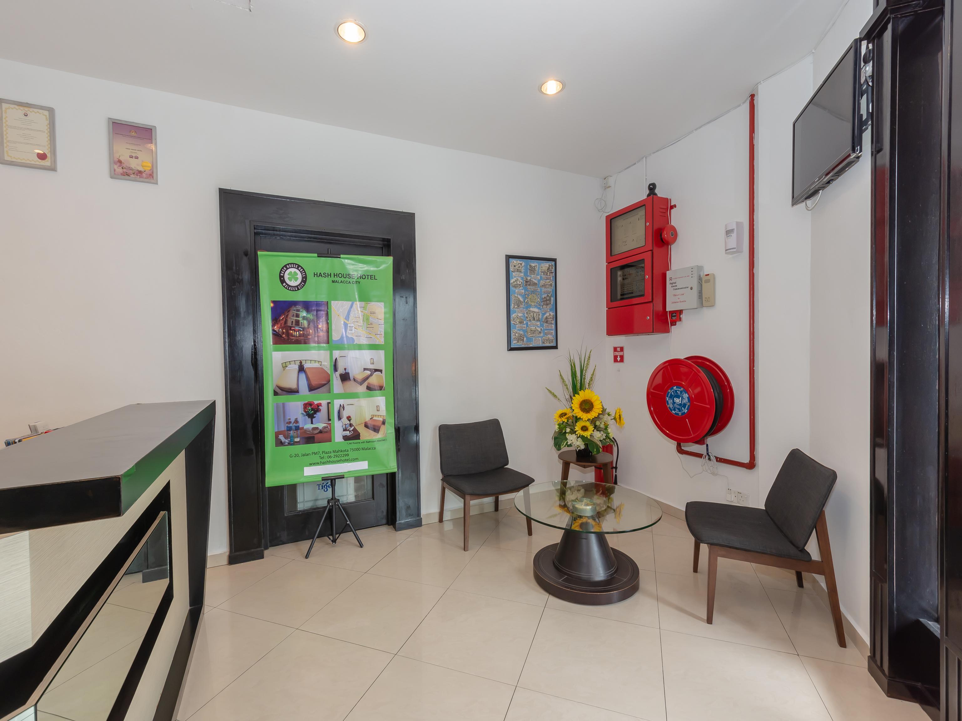 Oyo 1192 Hash House Hotel Malacca Extérieur photo