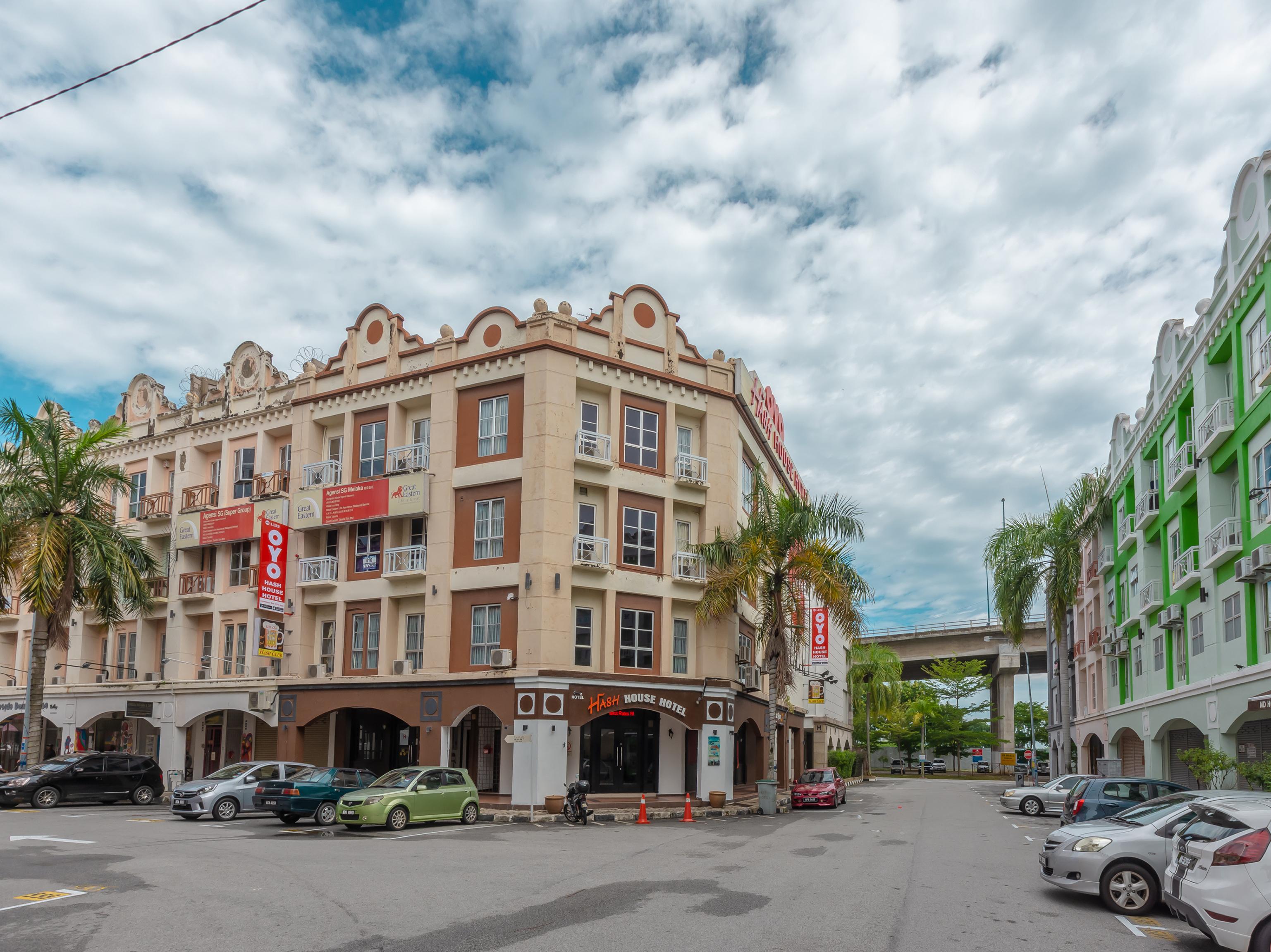 Oyo 1192 Hash House Hotel Malacca Extérieur photo