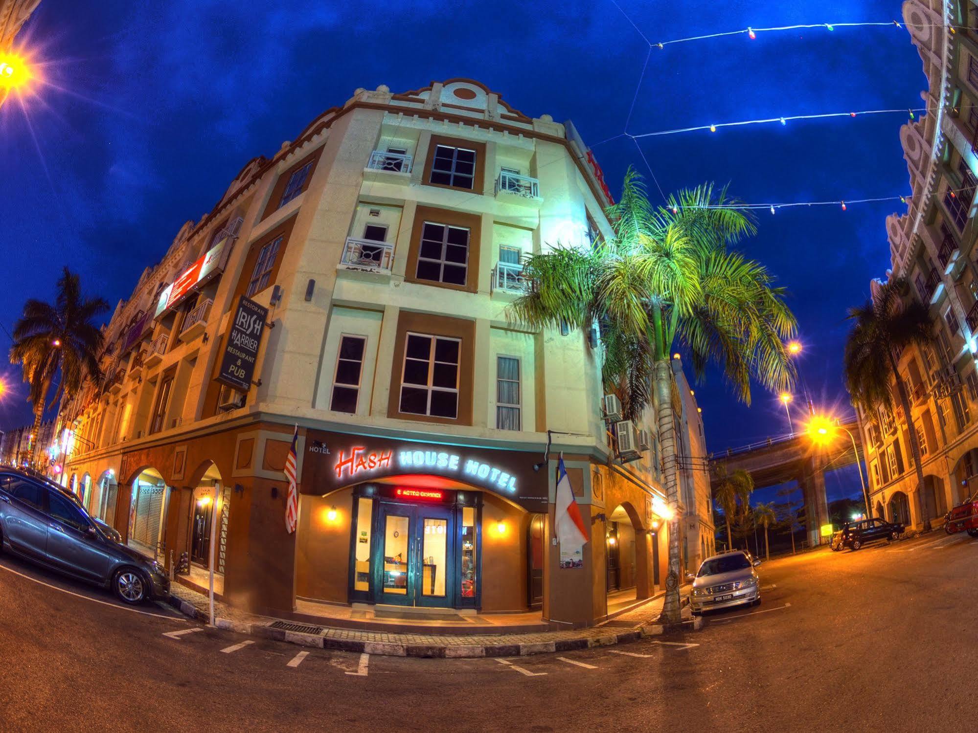 Oyo 1192 Hash House Hotel Malacca Extérieur photo